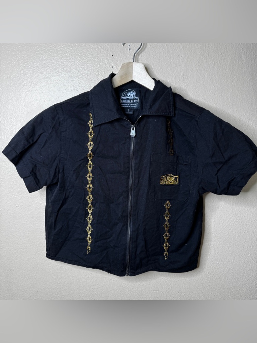 Lurking Class Shirt Women's Small Black Short Sleeve Zip-Up Gold Embroidery